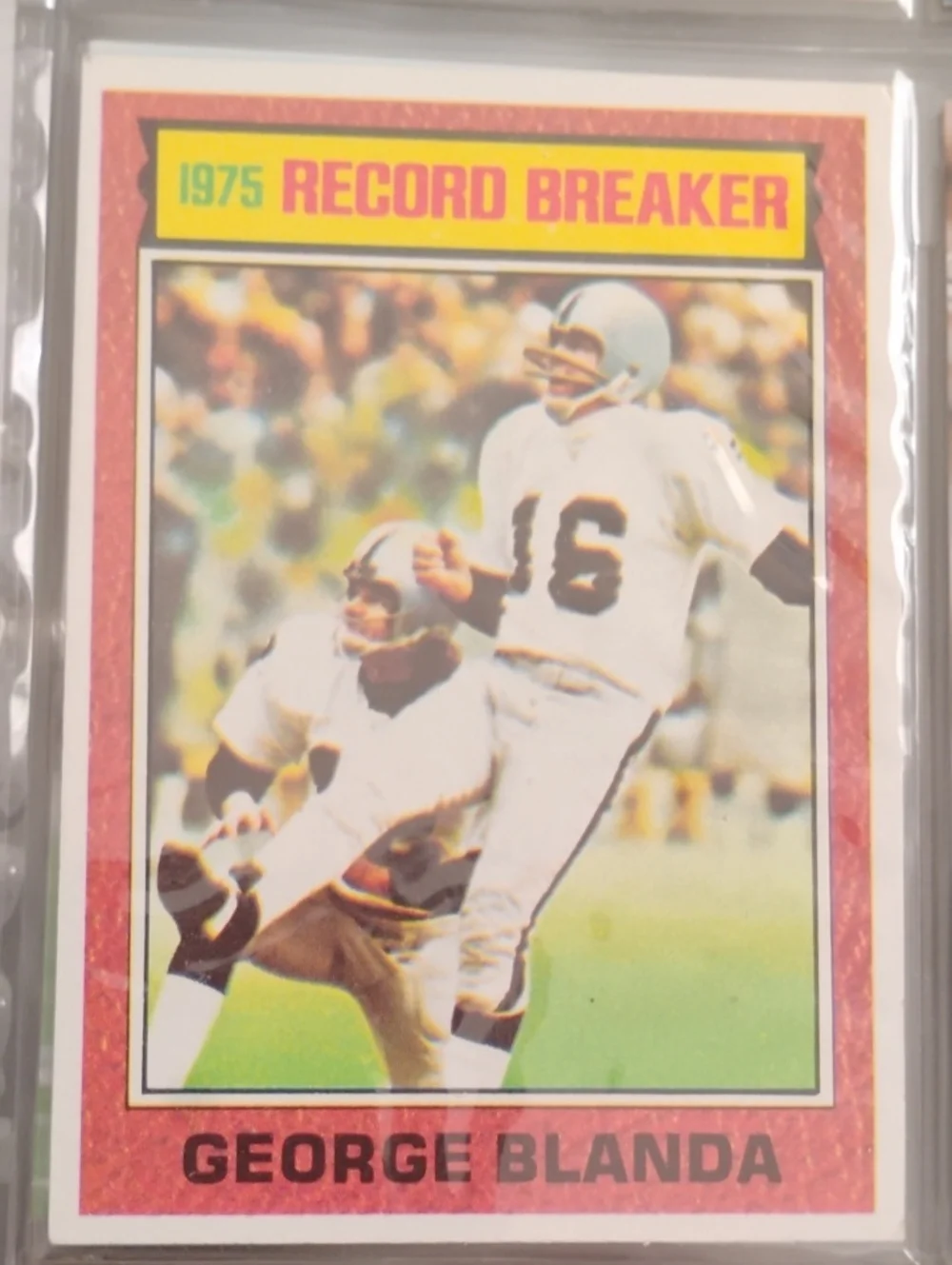 1976 Topps George Blanda 1975 Record Breaker Football Card